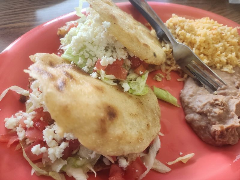 Taqueria Puerto Vallarta food